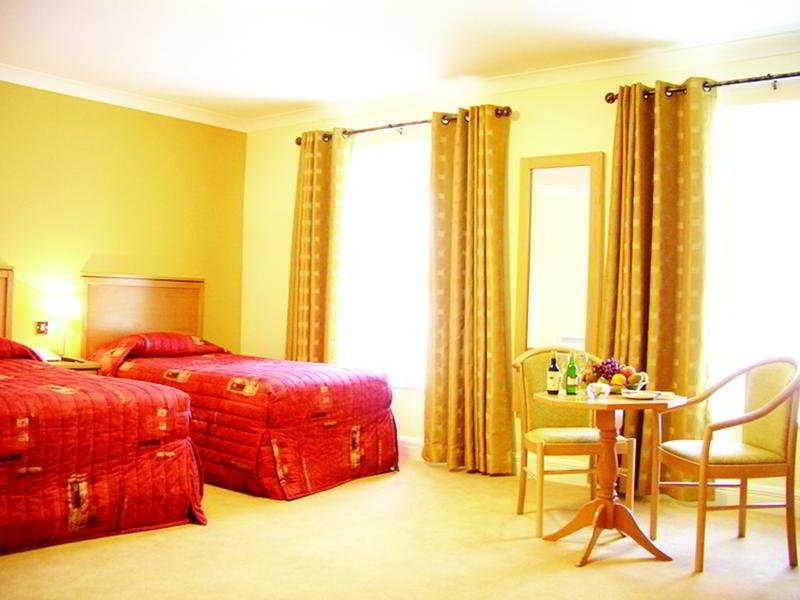 Cill Aodain Court Hotel Килтимах Екстериор снимка